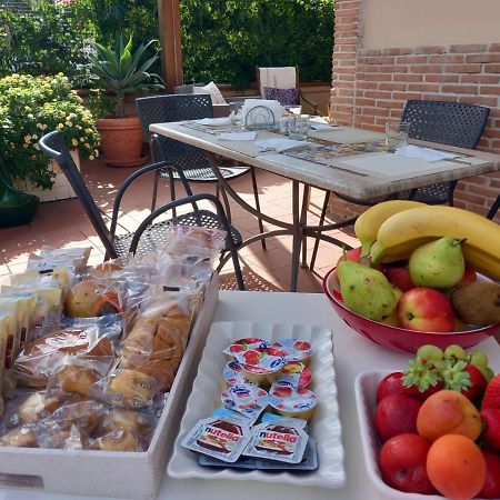 B&B Nonna Gianna Pompei Bagian luar foto
